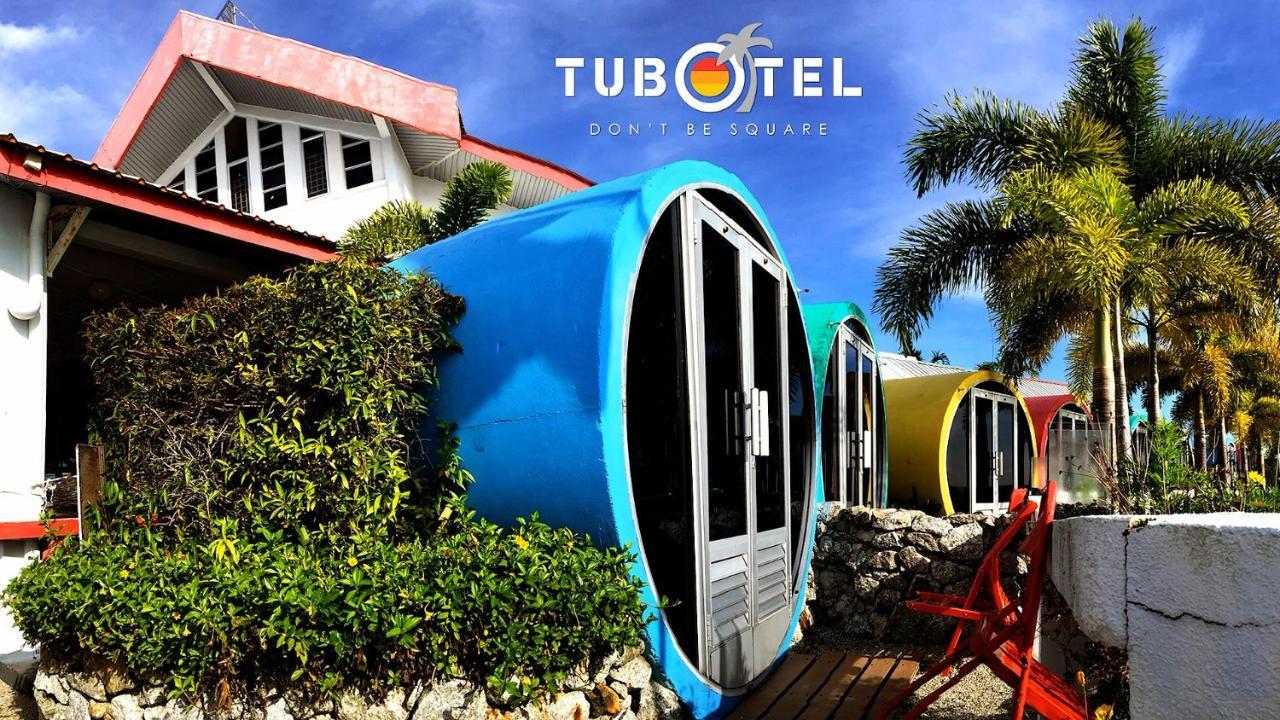 Tubotel Pantai Cenang  Esterno foto
