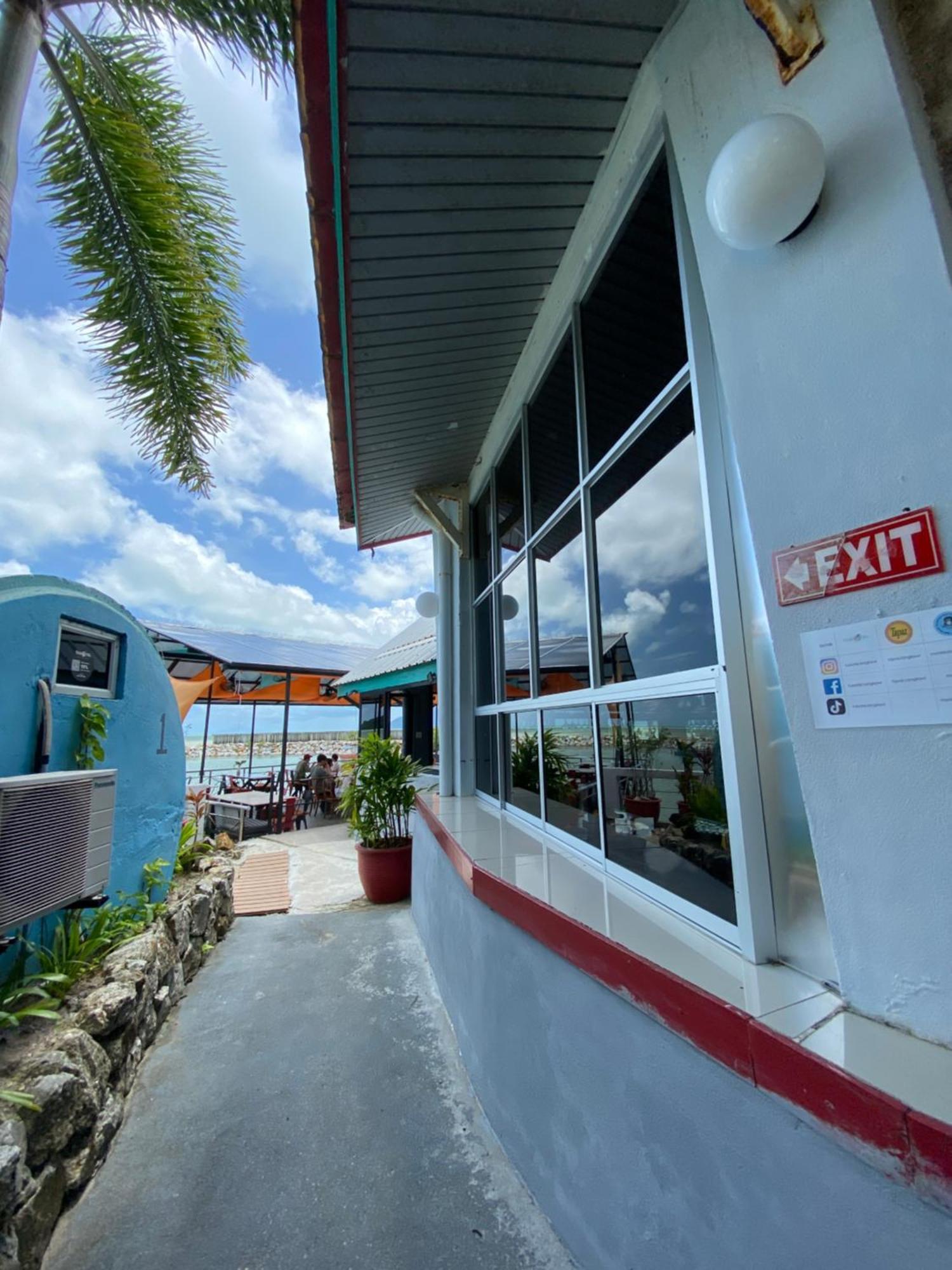 Tubotel Pantai Cenang  Esterno foto